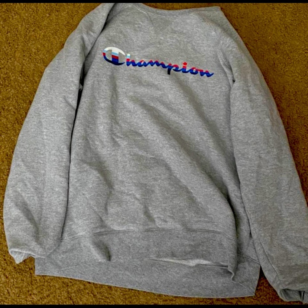 🔵🔴Comfy champion pullover✨
